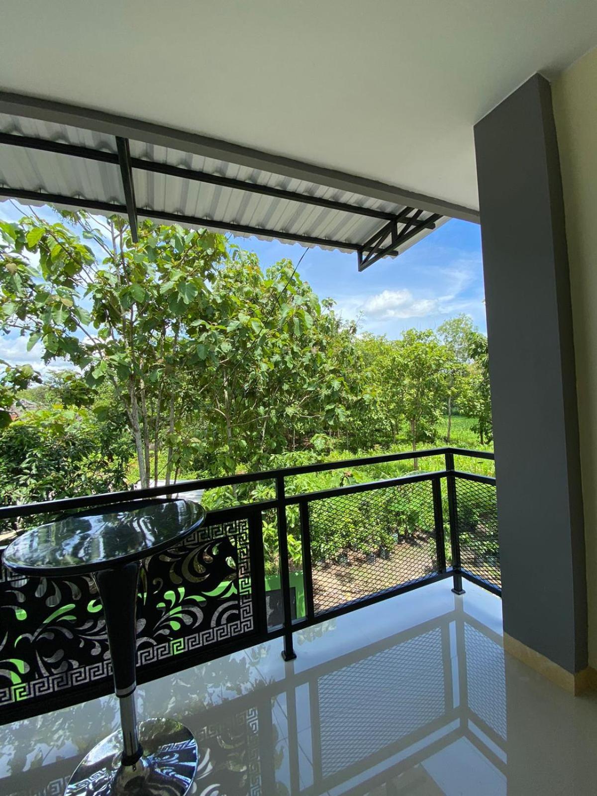 Wisma Hn Selang Exterior foto